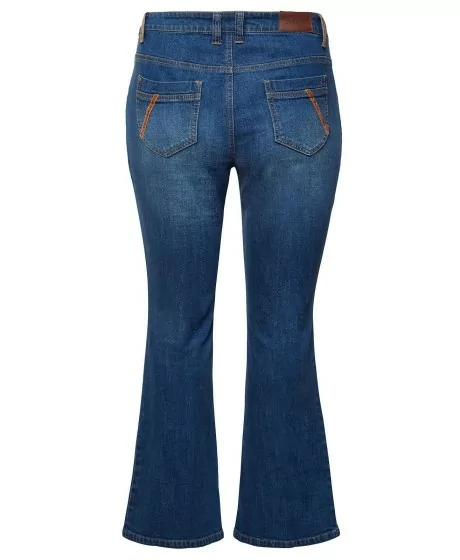 Stilingi Sheego džinsai su plėšymo efektais