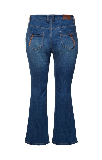 Stilingi Sheego džinsai su plėšymo efektais