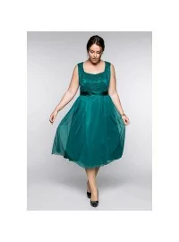 Romantiška Sheego suknelė plačiomis petnešomis