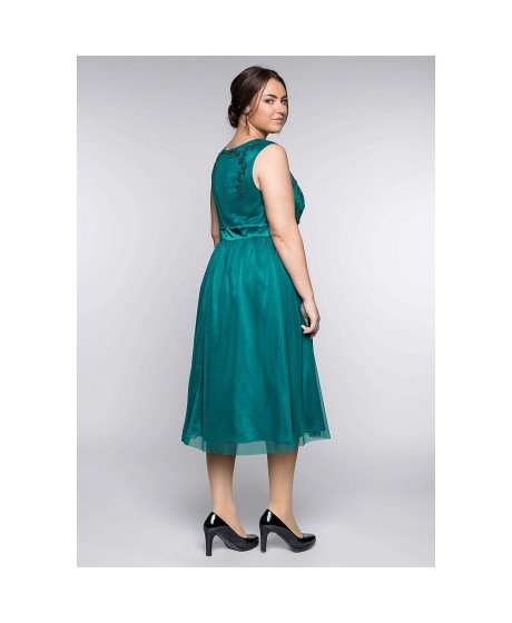 Romantiška Sheego suknelė plačiomis petnešomis