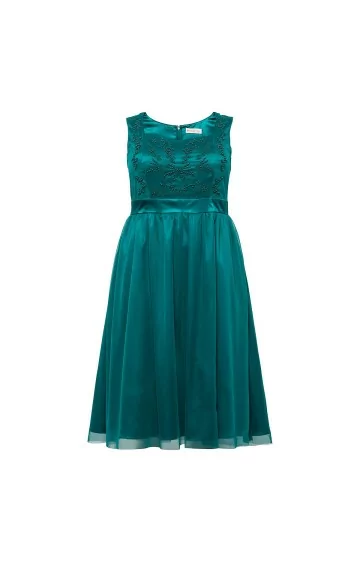 Romantiška Sheego suknelė plačiomis petnešomis