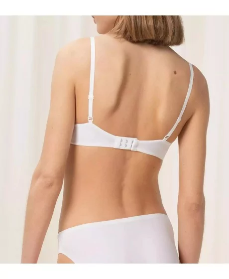 Triumph Body Make-Up WHP Triumph Body Make-Up WHP