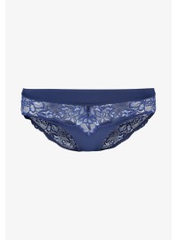 Triumph Amourette Charm Tai D