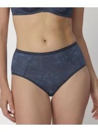 Triumph Amourette Charm Maxi 01