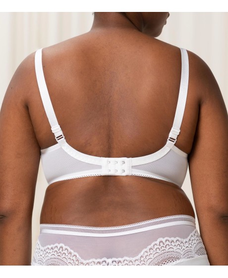 Triumph Beauty-Full Darling W02