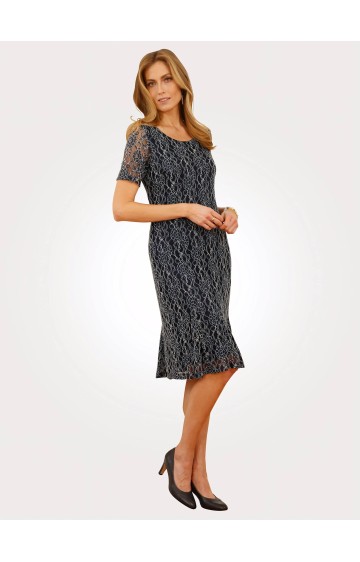 Elegantiška MONA nėrinių suknelė su pamušalu