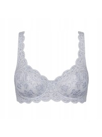 Triumph Amourette 300 WHP 00UK Triumph - 1