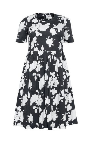 Sheego medvilnės suknelė su kūną formuojančiu apatiniu A Sheego - 6