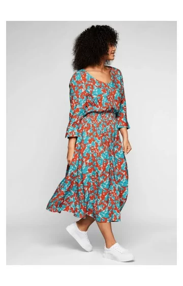 Ryški Sheego viskozės suknelė grafiniu raštu Sheego - 1