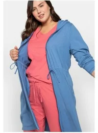 Sheego kilpinis chalatas su gobtuvu