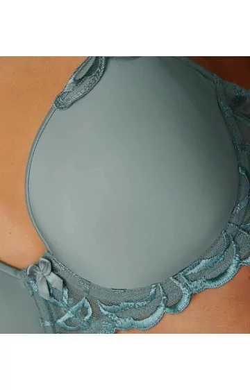 Triumph Modern Finesse WP 0003