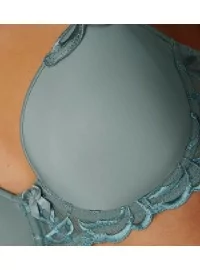 Triumph Modern Finesse WP 0003