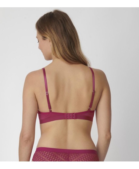 Triumph Aura Spotlight WP