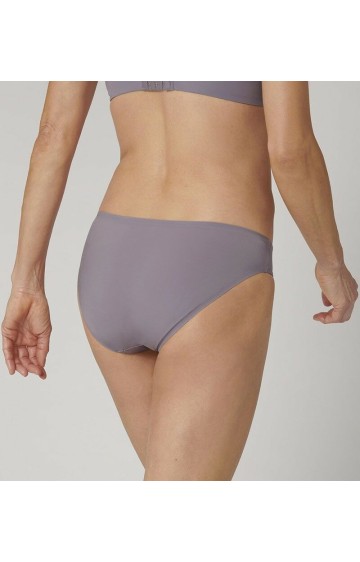 Triumph Body Make-up Essentials Tai