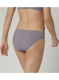 Triumph Body Make-up Essentials Tai