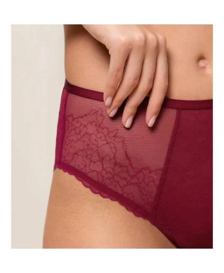 Triumph Mirage Spotlight Maxi