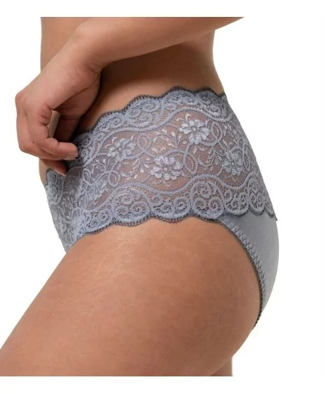 Triumph Amourette 300 Maxi 7686