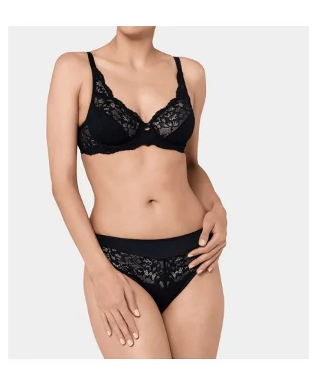 TRIUMPH AMOURETTE CHARM W