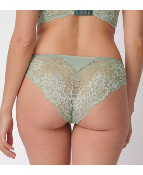 Triumph Amourette Charm Pure Brazilian