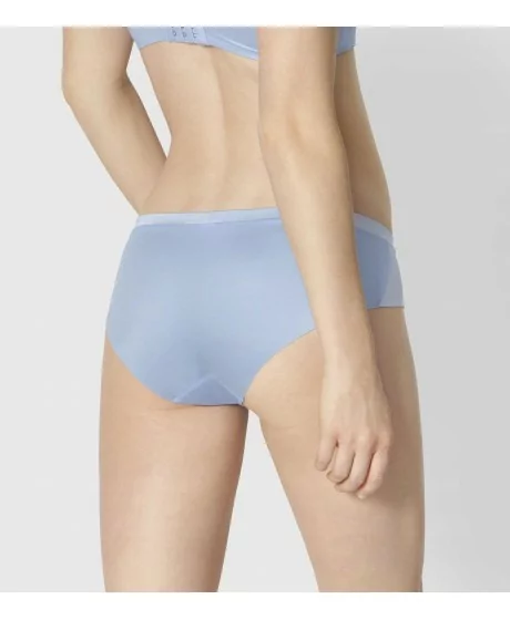 TRIUMPH BODY MAKE-UP SOFT TOUCH TAI EX