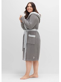 Sheego kilpinis chalatas su gobtuvu