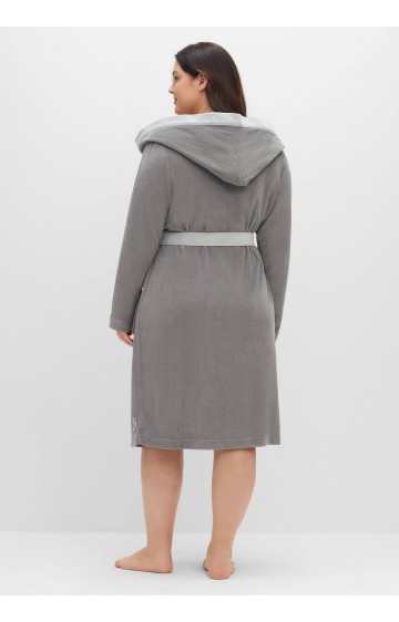 Sheego kilpinis chalatas su gobtuvu