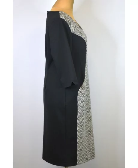 Sheego trikotažo suknelė su grafinio rašto intarpu priekyje