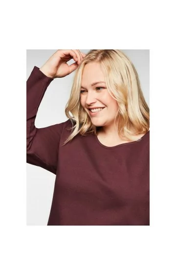 Sheego universalūs ir tvarūs marškinėliai