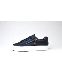 Eko-odos Joe Browns laisvalaikio bateliai