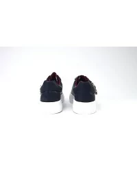 Eko-odos Joe Browns laisvalaikio bateliai