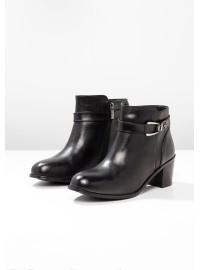 Natūralios odos Sheego pusbačiai