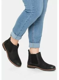 Natūralios verstos odos Sheego pusbačiai