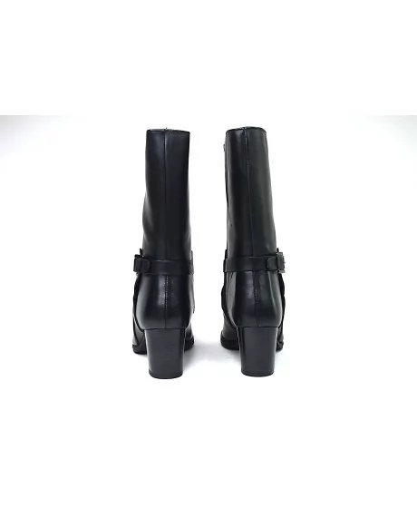 Natūralios odos Sheego aulinukai