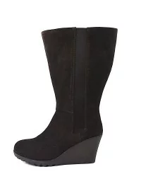 Natūralios verstos odos Sheego aulinukai Natūralios verstos odos Sheego aulinukai