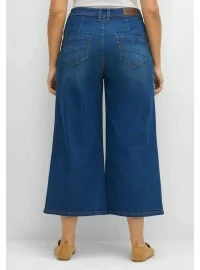 Platūs Sheego džinsai 7/8 ilgio Platūs Sheego džinsai 7/8 ilgio