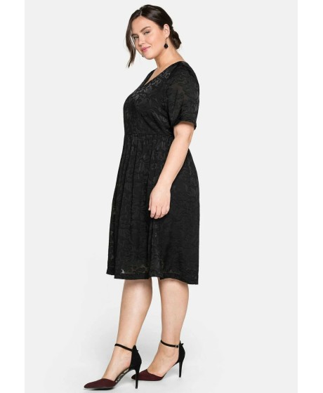 Puošni Sheego suknelė V formos iškirpte