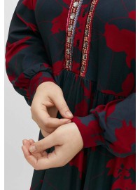 Varpelio formos Sheego trikotažo suknelė