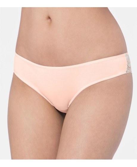 Triumph Lovely Micro Brazilian String