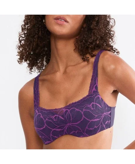 Triumph Body Make-Up Illusion Lace Balconette Triumph Body Make-Up Illusion Lace Balconette