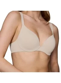 Triumph Body Make-Up Illusion WP EX