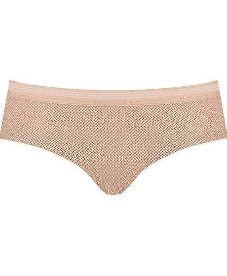 Triumph Infinite Sensation Hipster