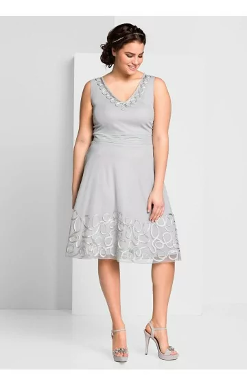 SHEEGO kokteilinė suknelė