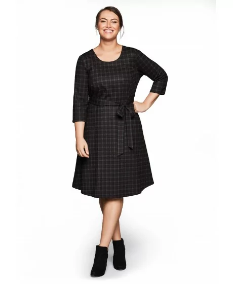 Languota Sheego suknelė su šoninėmis kišenėmis