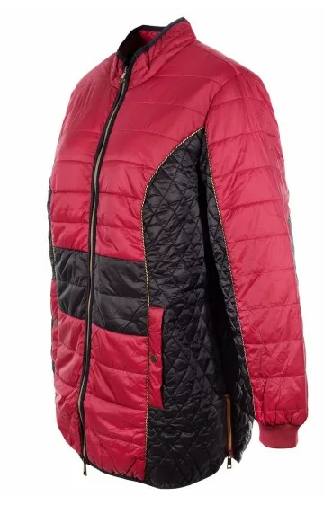 Dygsniuota Sheego striukė