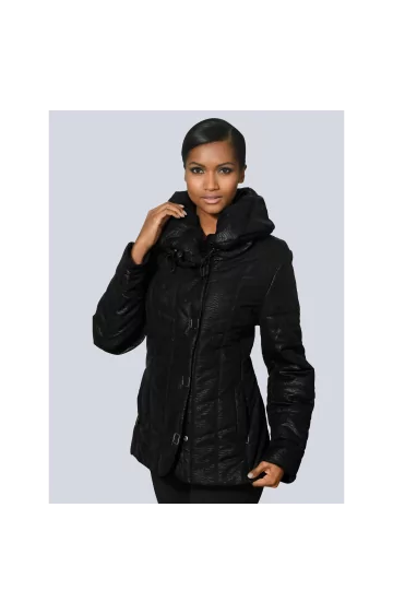 Dygsniuota ALBA MODA striukė Dygsniuota ALBA MODA striukė