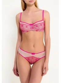 Triumph Romance Spotlight WH