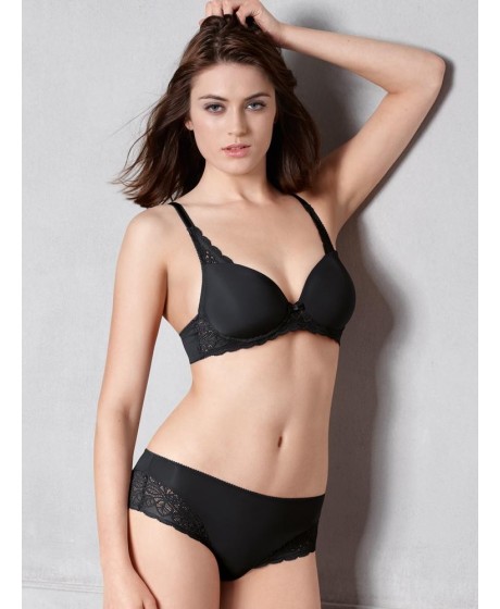 TRIUMPH Amourette Spotlight WHP