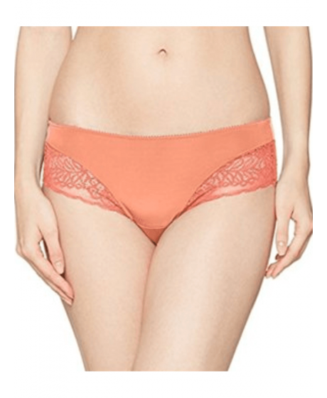 TRIUMPH Amourette Spotlight