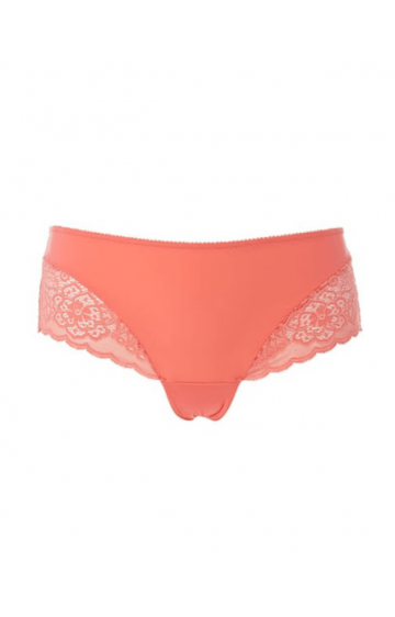 TRIUMPH Amourette Spotlight