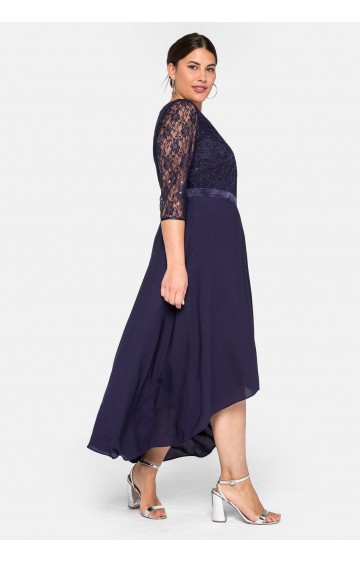 Moteriška ir elegantiška Sheego suknelė